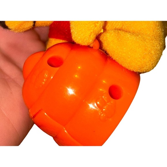Plush 2001 Mcdonalds Disney Happy Meal Toys Winnie The Pooh Keychain Collectible - Picture 11 of 11